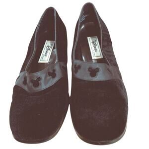 Vintage 90’s Disney Mickey mouse embellished black velvet shoes 2” heels size 9